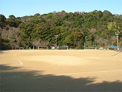 （写真）若もの広場